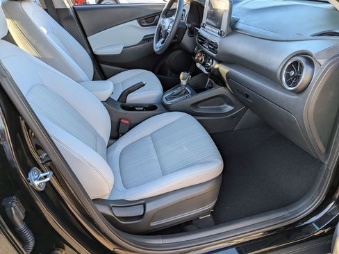 Used 2023 Hyundai Kona SEL image 32