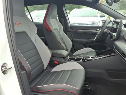 New 2025 Volkswagen GTI Autobahn image 5