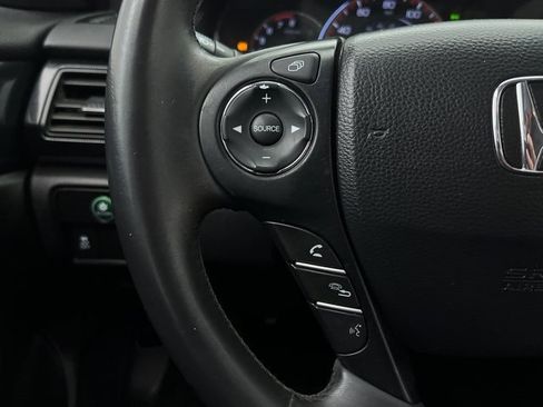 Used 2015 Honda Accord Sport image 21