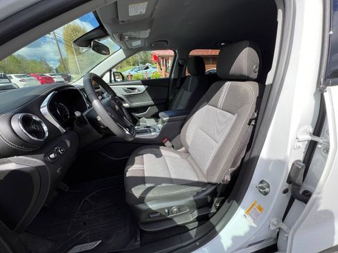 Used 2023 Chevrolet Blazer LT AWD/4WD image 13