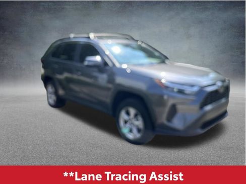 Used 2025 Toyota RAV4 XLE w/ Convenience Package FWD image 12
