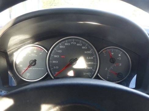 Used 2005 Pontiac Grand Prix w/ Drivers Plus Package image 19