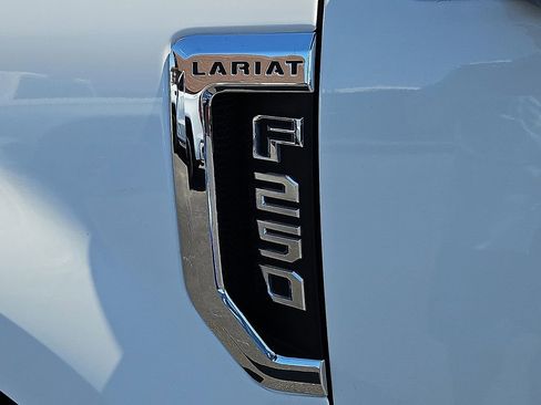 Used 2022 Ford F250 Lariat w/ Lariat Value Package image 14