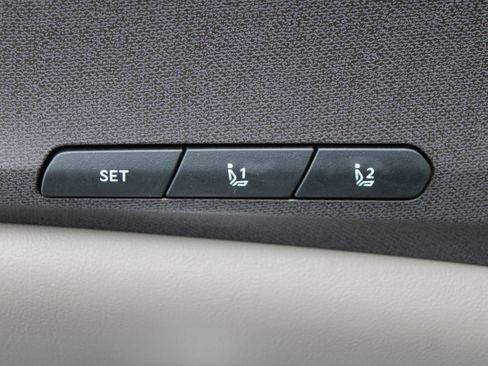 New 2026 Kia Carnival EX FWD image 26