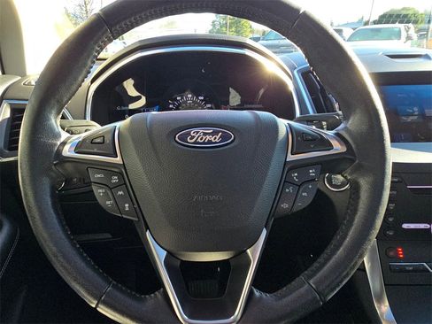 Used 2019 Ford Edge Titanium w/ Cold Weather Package image 15