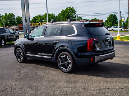 Used 2025 Kia Telluride S AWD/4WD image 5