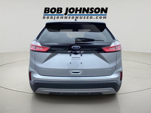 Used 2022 Ford Edge SEL w/ Convenience Package AWD/4WD image 4