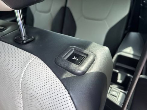 Used 2024 Lexus TX 500h AWD w/ Technology Package image 46