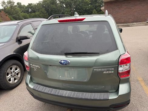 Used 2016 Subaru Forester 2.5i Premium w/ All-Weather Package AWD/4WD image 3