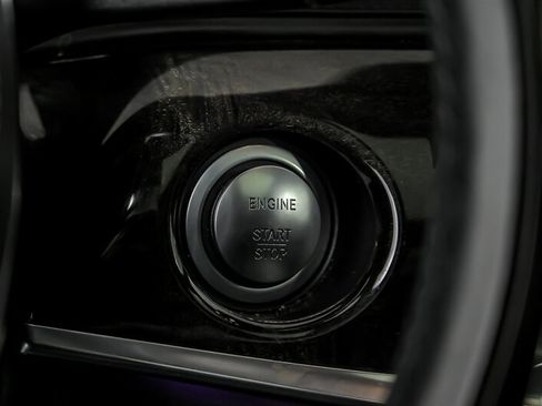 Used 2016 Mercedes-Benz S 63 AMG 4MATIC Sedan image 31