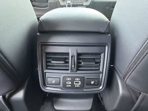 Used 2026 Subaru Outback Touring XT AWD/4WD image 25