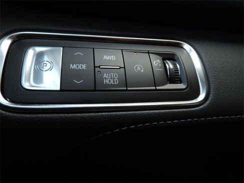 New 2026 Buick Enclave Avenir image 23