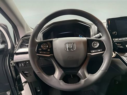 Used 2023 Honda Odyssey Touring image 23