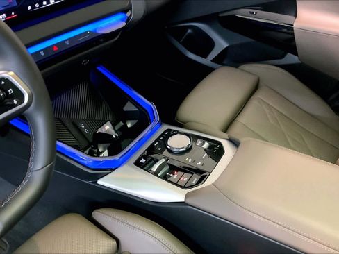 Used 2025 BMW X3 M50 image 16