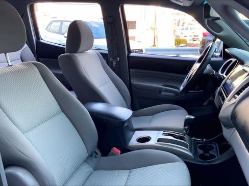 Used 2013 Toyota Tacoma 4x4 Double Cab image 8