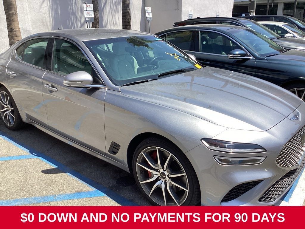 Used 2025 Genesis G70 2.5T RWD image 3