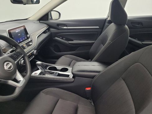 Used 2023 Nissan Altima 2.5 SV image 17