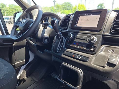 Used 2023 RAM ProMaster 2500 FWD image 7
