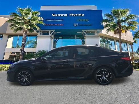 Used 2025 Toyota Camry LE FWD image 8