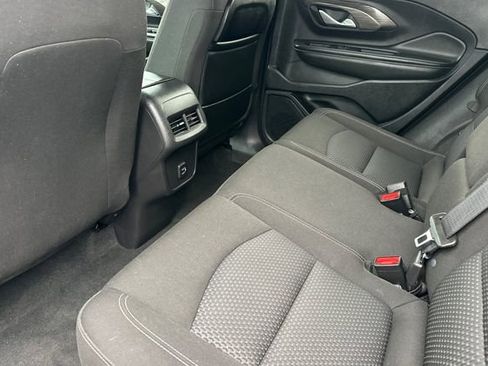 Used 2024 GMC Terrain SLE image 13