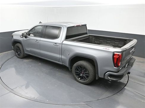 Used 2023 GMC Sierra 1500 Elevation image 34