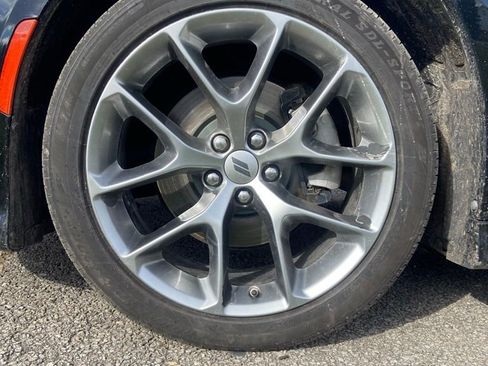 Used 2022 Dodge Charger GT image 9