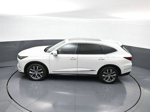 Used 2023 Acura MDX SH-AWD w/ Technology Package image 42