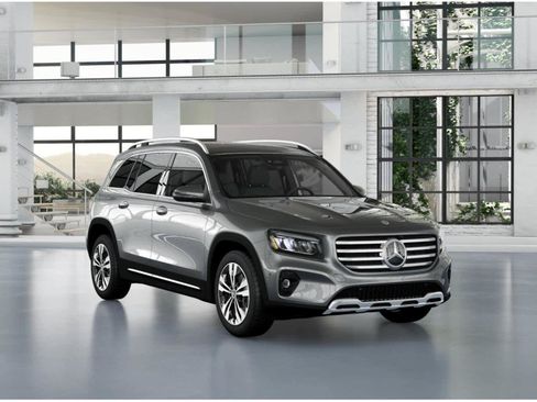 Used 2026 Mercedes-Benz GLB 250 image 10