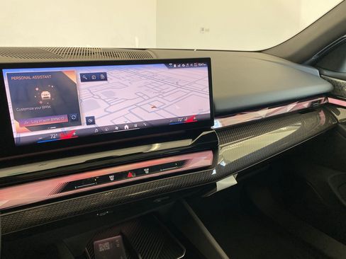 New 2026 BMW 540i xDrive w/ Executive Package image 25