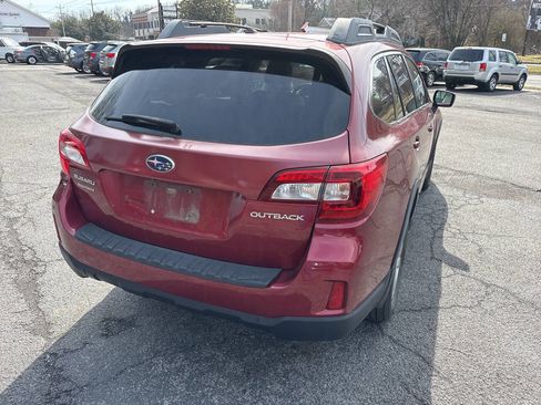 Used 2015 Subaru Outback 2.5i Premium image 9