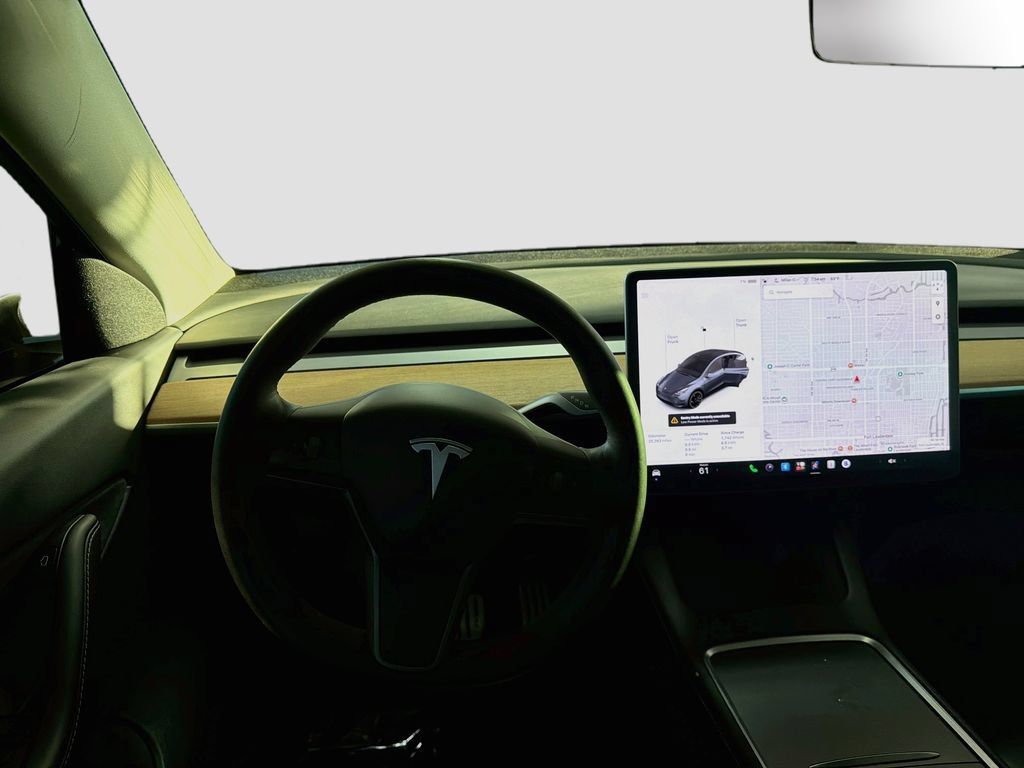 Used 2022 Tesla Model Y Performance AWD/4WD image 22