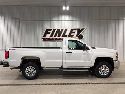 Used 2017 Chevrolet Silverado 2500 W/T AWD/4WD image 8