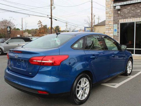 Used 2018 Ford Focus SE image 5