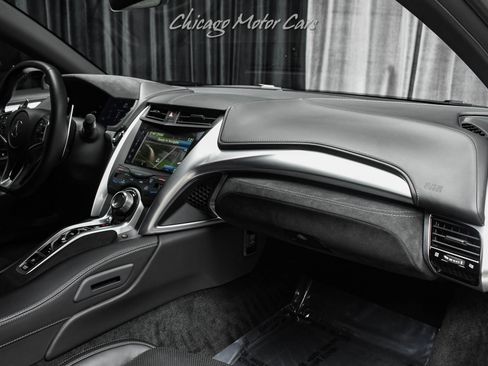 Used 2017 Acura NSX AWD/4WD image 20