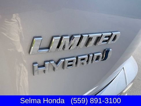 Used 2016 Toyota RAV4 Limited AWD/4WD image 30