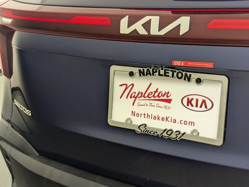 Used 2026 Kia Seltos LX FWD image 8