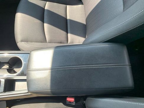 Used 2023 Nissan Altima 2.5 SV FWD image 31