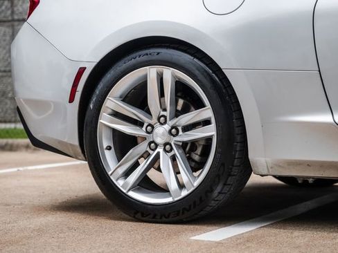 Used 2016 Chevrolet Camaro LT RWD image 52