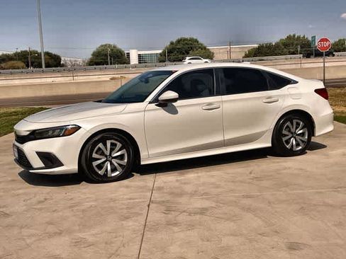 Used 2023 Honda Civic LX image 4