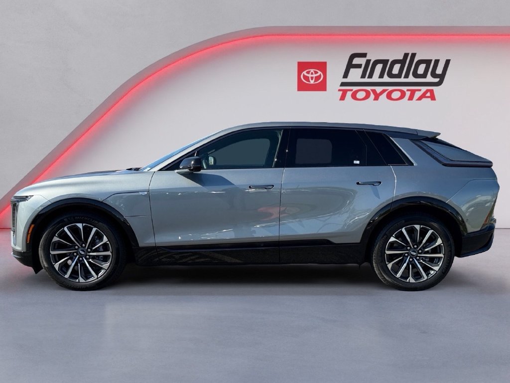 Used 2024 Cadillac Lyriq Sport AWD/4WD image 10