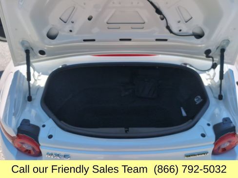 Used 2024 MAZDA MX-5 Miata Grand Touring RWD image 23