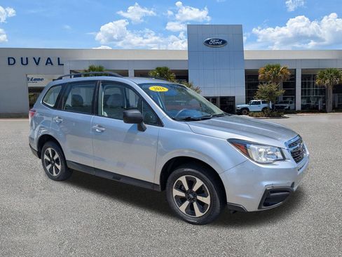 Used 2018 Subaru Forester 2.5i w/ Alloy Wheel Package AWD/4WD image 2