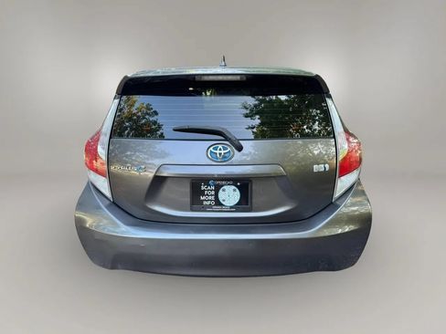 Used 2016 Toyota Prius C One FWD image 6