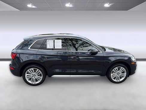 Used 2019 Audi Q5 Prestige w/ Prestige Package AWD/4WD image 8