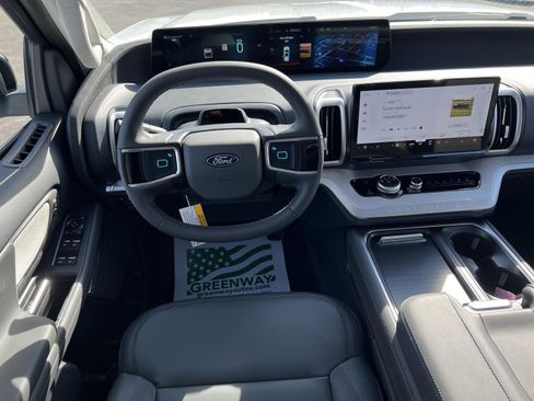 New 2026 Ford Expedition Max Active image 22