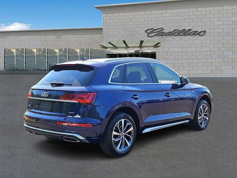 Used 2023 Audi Q5 2.0T Premium w/ Convenience Package AWD/4WD image 4