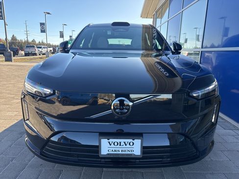 New 2025 Volvo EX90 Ultra image 6