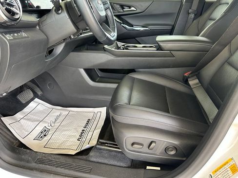 Used 2025 Chevrolet Equinox LT w/ Convenience Package II AWD/4WD image 13