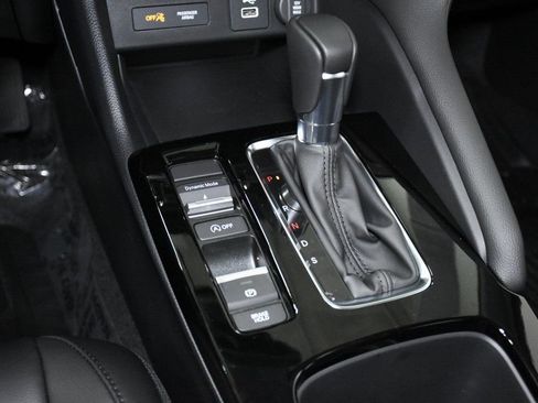 Used 2025 Acura Integra image 18