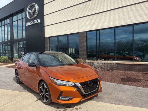 Used 2021 Nissan Sentra SR image 1